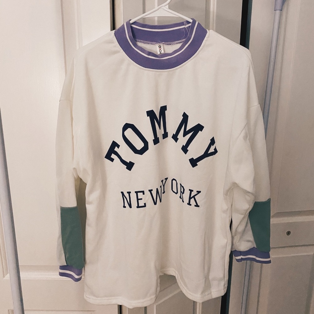 Oversized Tommy Sweatshirt